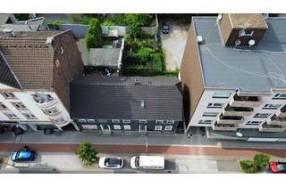 Anlageobjekt in 58285 Gevelsberg, „Von BAIMEX“ Solide Investition – Dreifamilienhaus mit Garten & Außenflächen