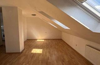 Loft kaufen in Untere- Osterfeld- Straße 53, 86157 Kriegshaber, **KRIEGSHABER** Loftartige 1 ZKB- Wohnung mit viel Potenzial zum Schmuckkästchen Nähe Uniklinikum