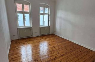Wohnung mieten in Emser Straße 102, 12051 Neukölln, Helle 1-Zimmer-Altbau-Wohnung in Neukölln (100m zum S+U Hermannstr. + 900 m Tempelhofer Feld)