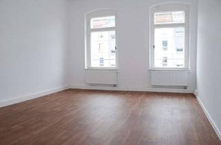 Wohnung mieten in Brühl 24, 09111 Zentrum, Große Altbauwohnung am Brühl-Boulevard