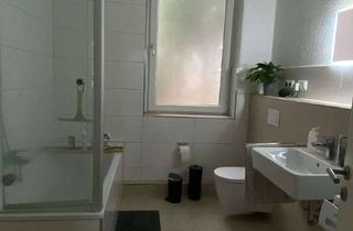 Wohnung mieten in Simsonstr. 86, 45147 Holsterhausen, *** Moderne 3-Zi-Altbauwohnung in beliebter Lage sucht neuen Mieter ***