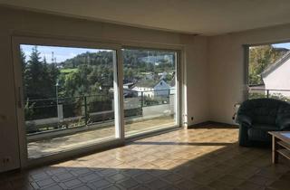 Wohnung mieten in 57589 Pracht, Schöne 5-Zimmer-EG-Wohnung mit Balkon und Garten