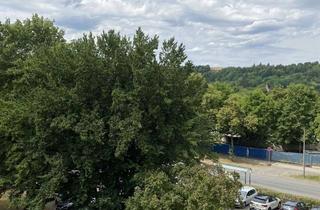Wohnung mieten in Weinweg 47, 93049 Westenviertel, Erstbezug nach Sanierung mit Balkon und EBK: Stilvolle 3-Zimmer-Wohnung mit geh. Innenausstattung