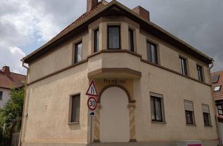 Einfamilienhaus kaufen in 36419 Bermbach, Einfamilienhaus mit Erker in Buttlar mit SEHR viel Potenzial