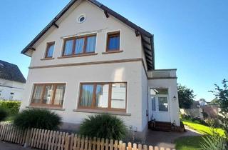 Einfamilienhaus kaufen in 26931 Elsfleth, Elsfleth - Sehr schönes Einfamilienhaus - auch als Dreifamilienhaus nutzbar - mit Doppelcarport in Elsfleth