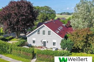 Mehrfamilienhaus kaufen in 25718 Friedrichskoog, Friedrichskoog - Solides Mehrfamilienhaus mit Entwicklungspotenzial - 10 Wohneinheiten in zentraler Lage von Friedrichskoog
