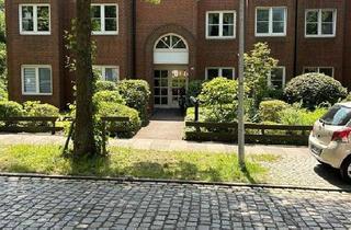Wohnung kaufen in 28757 Bremen, Bremen - Renovierte 3 Zimmerwohnung mit Wesersicht im Herzen von Vegesack