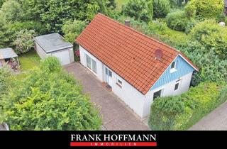 Einfamilienhaus kaufen in 22869 Schenefeld, Schenefeld - Single-Haus mit Garage in ruhiger Wohnlage in Schenefeld b. Hamburg - auch als Baugrundstück nutzbar