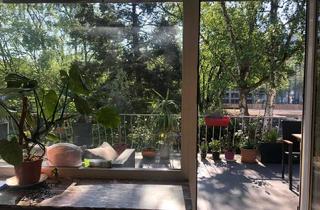 Wohnung kaufen in Adamsstraße 24, 51063 Mülheim, Zentrale Wohnung mit 26m² Terrasse und Blick ins Grüne