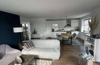 Wohnung kaufen in Am Neuhof, 23558 St. Lorenz Nord, Zentrale 2-Zimmer Wohnung im 2.OG mit Balkon / Fahrstuhl / Kellerraum - Provisionsfrei