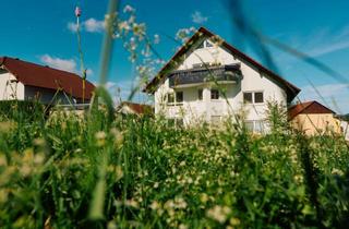 Wohnung kaufen in 72393 Burladingen, Modernes Wohnen mit Wohlfühlambiente – 3-Zimmer-Wohnung in grüner Umgebung