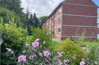 Wohnung mieten in 25832 Tönning, Modernisierte Wohnung mit Balkon**