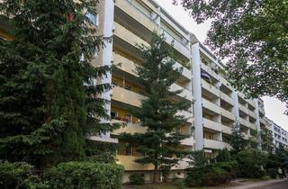 Wohnung mieten in Finsterwalder Str. 16, 01239 Prohlis-Süd, Für junge Leute - 3 Raum-Wohnung !