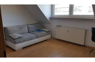 Wohnung mieten in Rollnerstr. 134, 90409 Maxfeld, Schöne zwei Zimmer DG-Wohnung in Nürnberg, Maxfeld