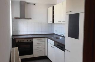 Wohnung mieten in Uhlandstr., 39108 Stadtfeld Ost, Praktische 2,5-Raum-DG-Wohnung mit EBK+Balkon in MD-Stadtfeld Ost erwartet Sie!