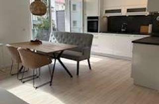 Wohnung mieten in Neumayerstraße 13, 67433 Neustadt, Erstbezug mit Balkon und EBK: Freundliche 3-Raum-Wohnung mit geh. Innenausstattung/ teil-möbiliert