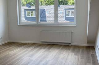 Wohnung mieten in Heukoppel 48, 22719 Bramfeld, Erstbezug nach Sanierung. Top ausgestattete DG-Wohnung in typisch norddeutschem Rotklinker.