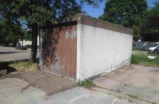 Garagen mieten in An Der Irler Höhe 28, 93055 Ostenviertel, Außenstellplatz sucht neuen Mieter!