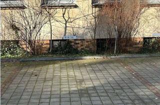 Garagen mieten in Zeltinger Platz 16, 13465 Frohnau, Stellplatz unmittelbar am Zeltinger Platz