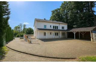 Haus kaufen in 86456 Wartenberg, Zweifamilienhaus mit Ausbaupotenzial und großem Grundstück in ruhiger Ortsrandlage