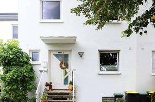 Reihenhaus kaufen in Bad Brückenauer Straße, 90427 Großgründlach, Charmantes Reihenhaus in Nürnberg-Großgründlach: Einbauküche und Einzelgarage in ruhiger Lage