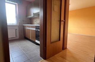 Wohnung kaufen in 31812 Bad Pyrmont, Traumhafte Eigentumswohnung mit Weitblick in Bestlage – Schlossnähe und Naturidylle