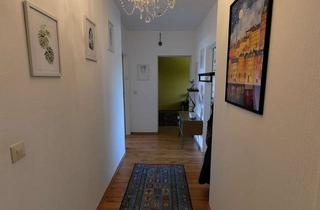 Wohnung kaufen in 29525 Uelzen, Stilvoll wohnen oder Kapitalanlage: Frisch sanierte 3-Zimmer-Wohnung mit großem Balkon