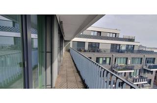 Wohnung mieten in Alex-Wedding-Straße, 10178 Mitte (Mitte), 4-Zimmer-Wohnung mit 2 Terrassen am Alexanderplatz