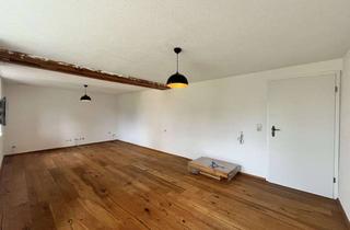 Wohnung mieten in Werlitzscher Straße 31, 04435 Schkeuditz, Traum für Landliebhaber - 4-Raum Wohnung mit Gartengrundstück inklusive Schwimmteich