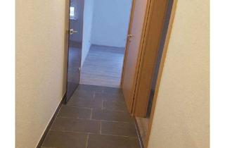 Wohnung mieten in 70327 Untertürkheim, Vollständig renovierte 2-Zimmer-Wohnung mit Einbauküche in Stuttgart-Untertürkheim