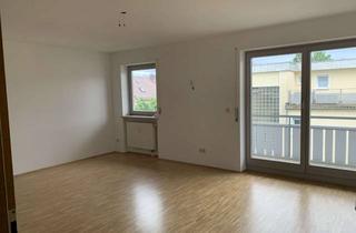 Wohnung mieten in 83024 West, Geschmackvolle 3-Raum-Wohnung mit gehobener Innenausstattung mit Balkon in Rosenheim