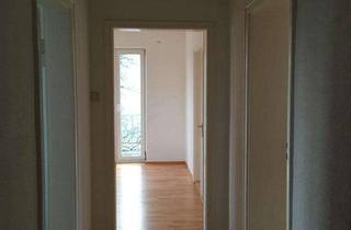 Wohnung mieten in 86199 Göggingen, Modernisierte 3-Raum-Wohnung mit Einbauküche u. Balkon in attraktiver Lage