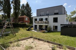 Wohnung mieten in 51467 Bergisch Gladbach, Barrierefreie Neubauwohnung mit 300 m² Garten