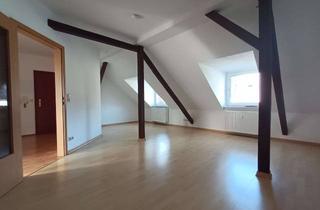 Wohnung mieten in Reideburger 12, 06112 Freiimfelde, Attraktive 2-Zimmer-DG-Wohnung mit Balkon in Halle/Saale