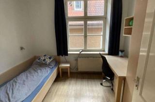 WG-Zimmer mieten in 86150 Innenstadt, Möbliertes Zimmer in 9er Studenten-WG, absolut zentral