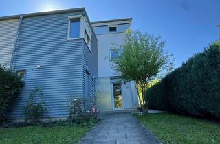 Haus mieten in Xaver-Fuhr-Straße, 93055 Burgweinting-Harting, Haus mit Wintergarten in Regensburg Stadt