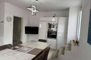 Anlageobjekt in 47139 Beeck, Zwei gepflegte Mehrfamilienhäuser mit großzügigem Grundstück und Garagenanlage