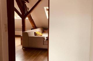 Wohnung kaufen in 90443 Nürnberg, Nürnberg - Individueller Dachgeschoss(t)raum mit Flair - Nürnberger Südstadt