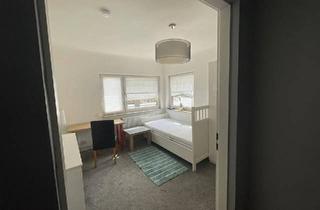 Wohnung kaufen in 22457 Hamburg, Hamburg - Eigentumswohnung, möbliert vermietet, Hausgeld ca. 80 Eur