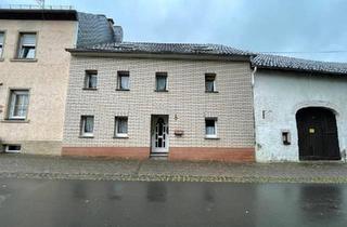 Haus kaufen in 54570 Pelm, Pelm - Schönes Haus mit Scheune in Meisburg