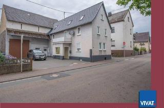 Haus kaufen in 65589 Hadamar, Hadamar - KÄUFERPROVISIONSFREI! Modernisiertes Wohnhaus mit großer Scheune, Garage, Sauna und schönem Garten.
