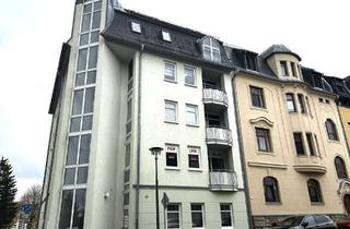 Wohnung kaufen in August-Bebel-Straße 30, 08233 Treuen, Modern geschnittene 1-Raum-Wohnung mit Loggia in Treuen! Vermietet, Aufzug!