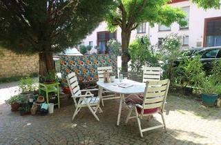Wohnung kaufen in 55127 Drais, MAINZ-DRAIS renovierte historische ETW 3ZKBWC +Hofterrasse +Dachraum +Stellplatz