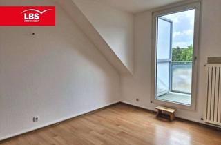 Wohnung kaufen in 52222 Stolberg (Rheinland), Charmante Dachgeschosswohnung im Herzen von Stolberg – mit Balkon