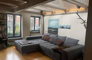 Wohnung kaufen in 83278 Traunstein, Gelegenheit in Traunstein - Stadtwohnung mit Dachterrasse Nähe Stadtplatz - BJ 1993