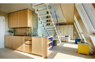 Wohnung kaufen in Infanteriestraße 14, 80797 Neuhausen-Nymphenburg, Möbliertes Design-Apartment mit privater Dachterrasse, mitten in Schwabing