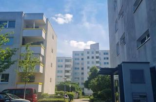 Wohnung kaufen in Finsterwalder Straße 42, 13435 Wittenau (Reinickendorf), Geschmackvolle, modernisierte 4,5-Raum-Wohnung mit geh. Innenausstattung mit EBK