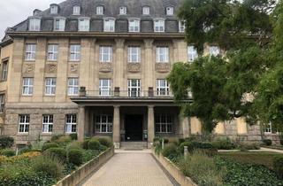 Wohnung mieten in Langgasse 38-40, 65183 Wiesbaden, Exklusive 2,5-Zimmer-Dachgeschosswohnung mit lux. Innenausstattung mit EBK in Wiesbaden - Mitte