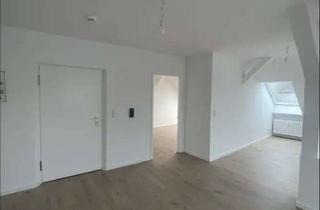 Wohnung mieten in 44789 Wiemelhausen, Erstbezug nach Sanierung mit Einbauküche: Schöne 2-Zimmer-DG-Wohnung mit geh. Innenausstattung