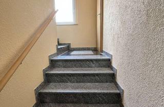 Wohnung mieten in Quellenstraße, 07545 Gera-Ost, Helle 3-Raum-Dachgeschoss-Wohnung mit EBK